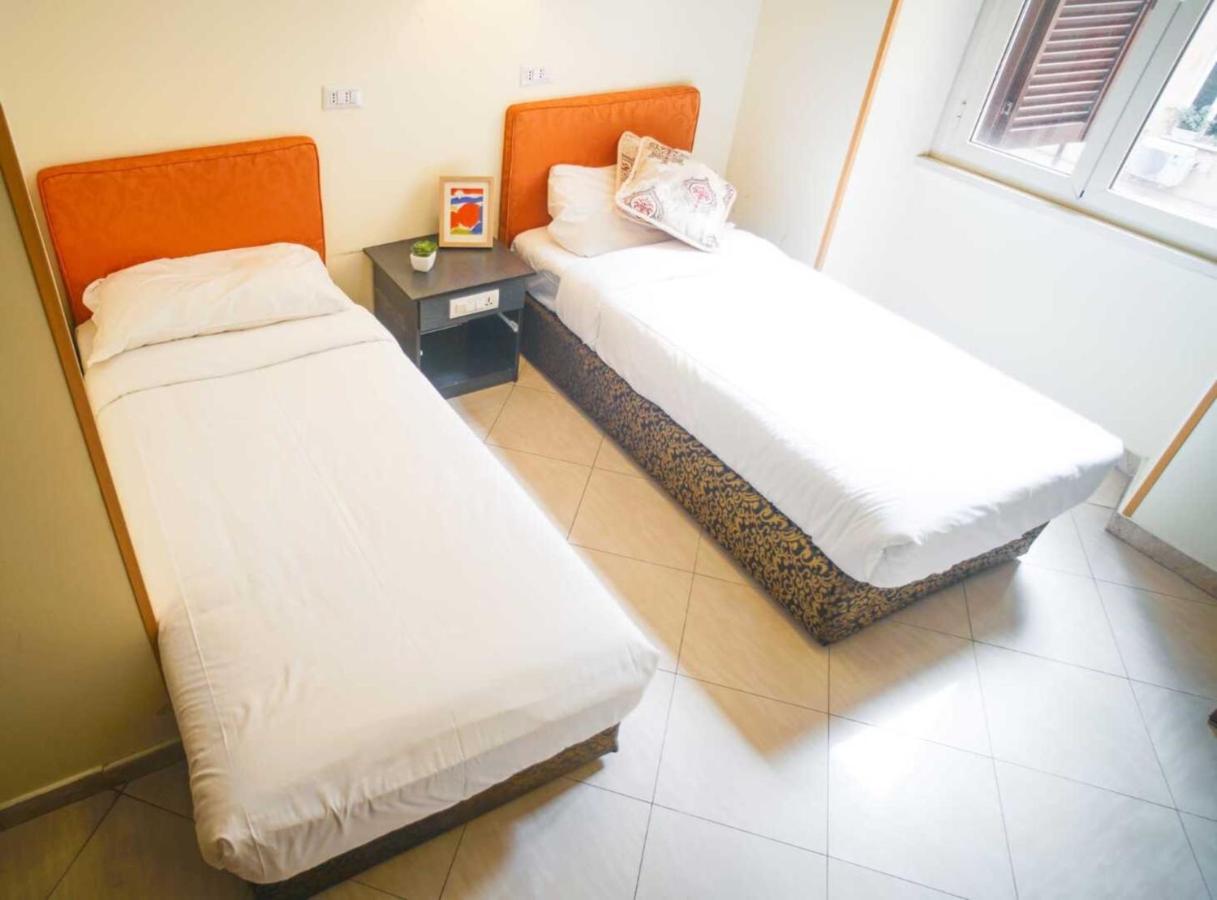 Alveare Bed & Breakfast Rome Bagian luar foto