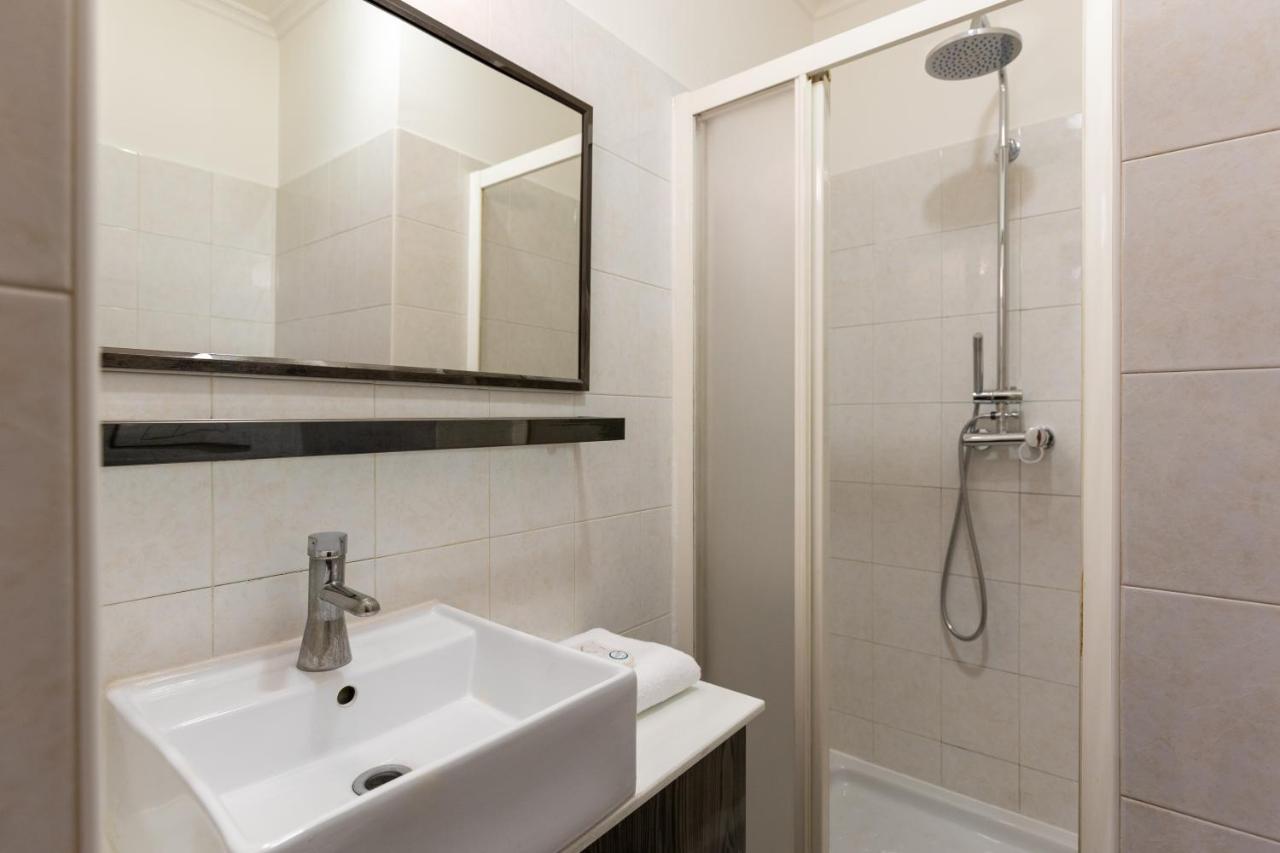 Alveare Bed & Breakfast Rome Bagian luar foto