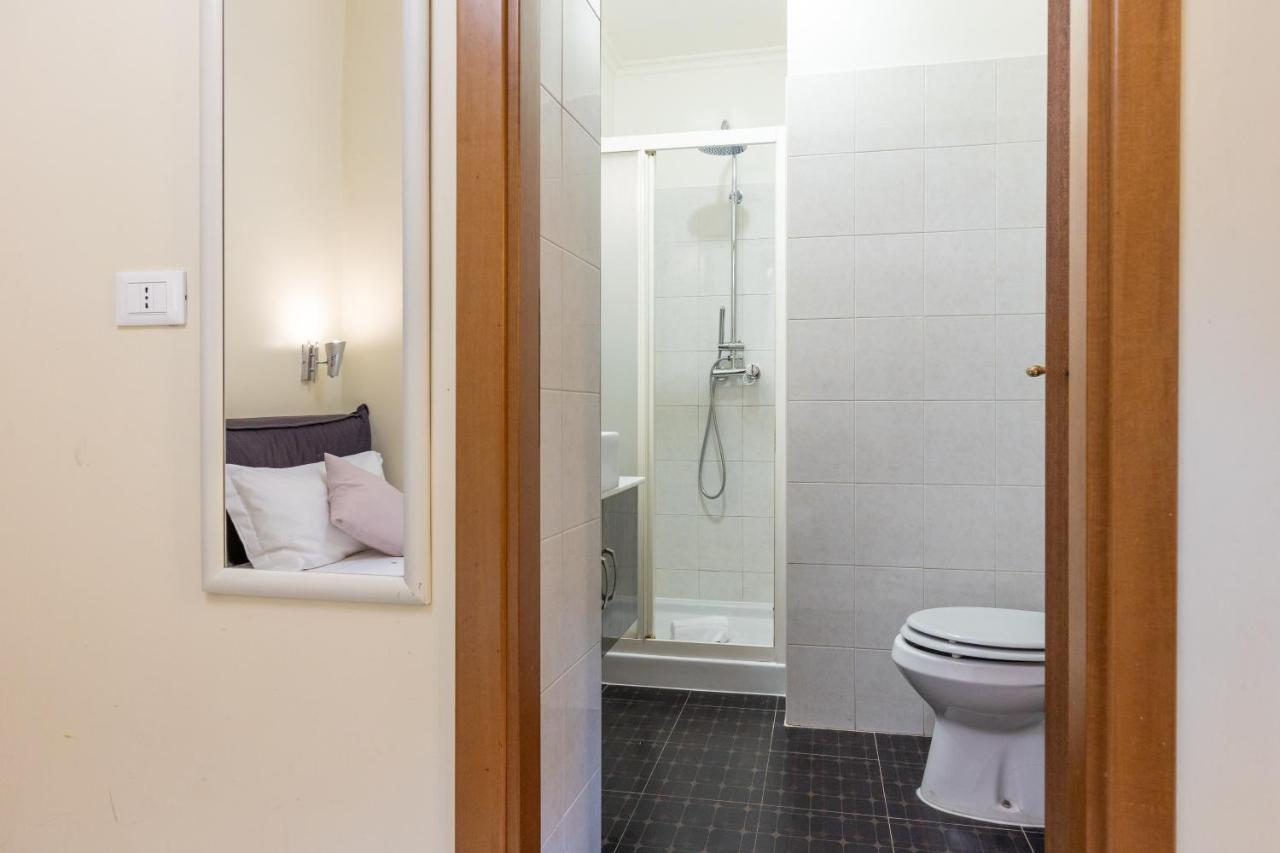 Alveare Bed & Breakfast Rome Bagian luar foto