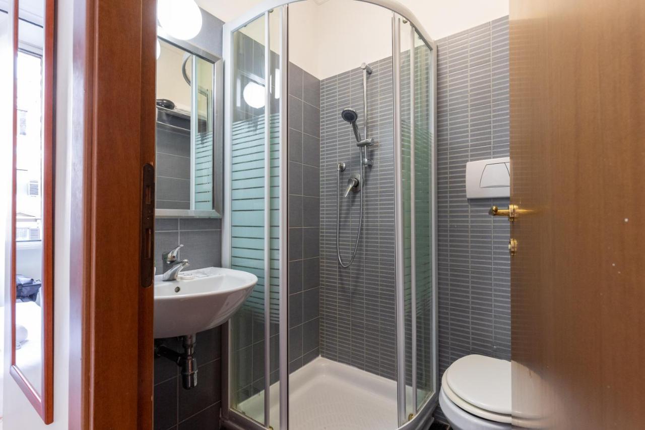 Alveare Bed & Breakfast Rome Bagian luar foto